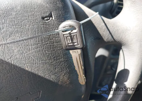 1999 Chevrolet Venture from USA, damaged, VIN 1GNDX03E3XD262769